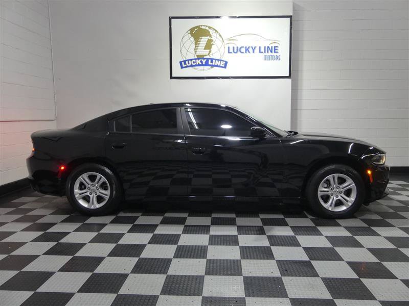 Used 2022 Dodge Charger SXT RWD image 6