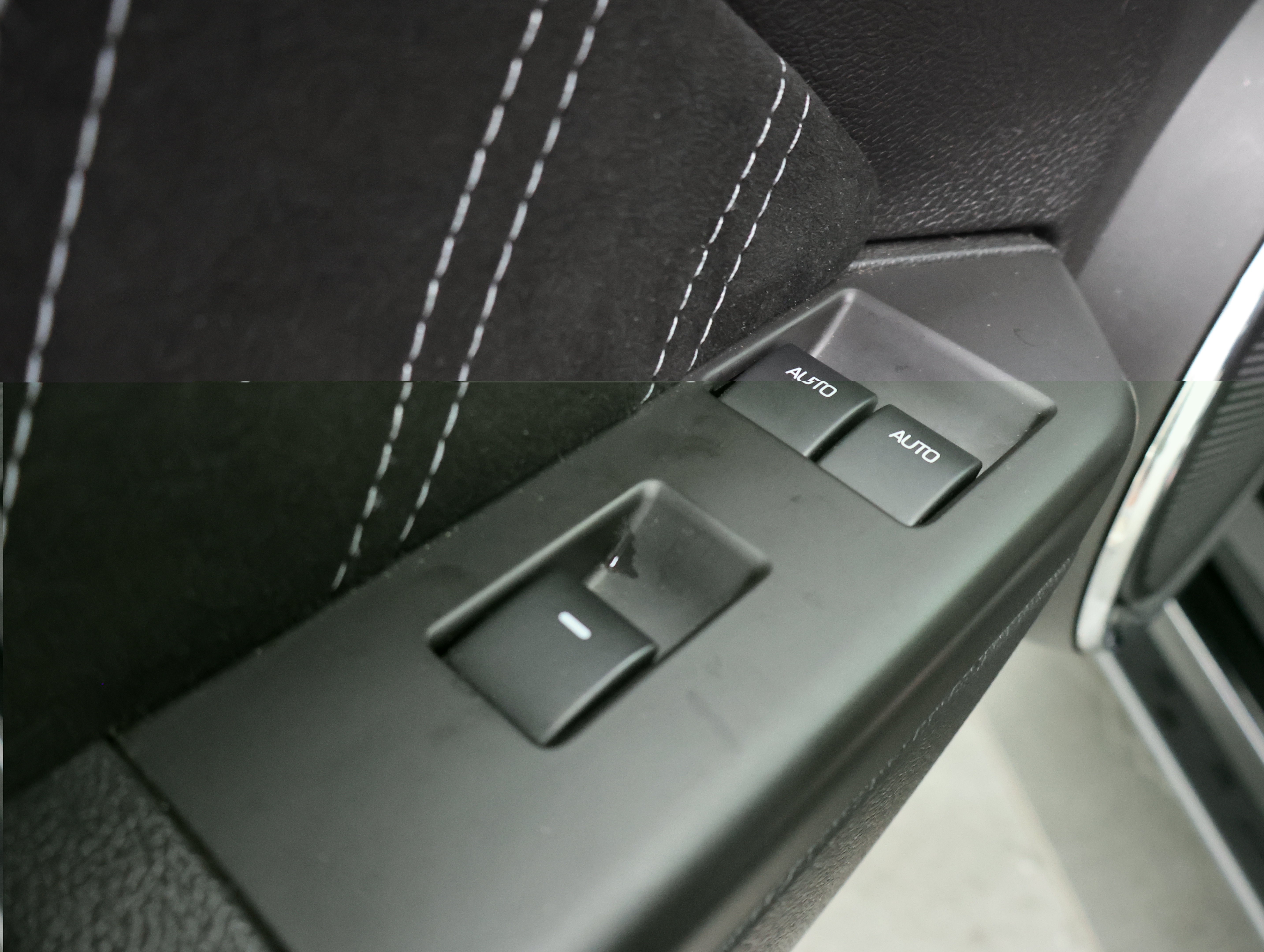 Used 2013 Ford Mustang GT Premium RWD image 41