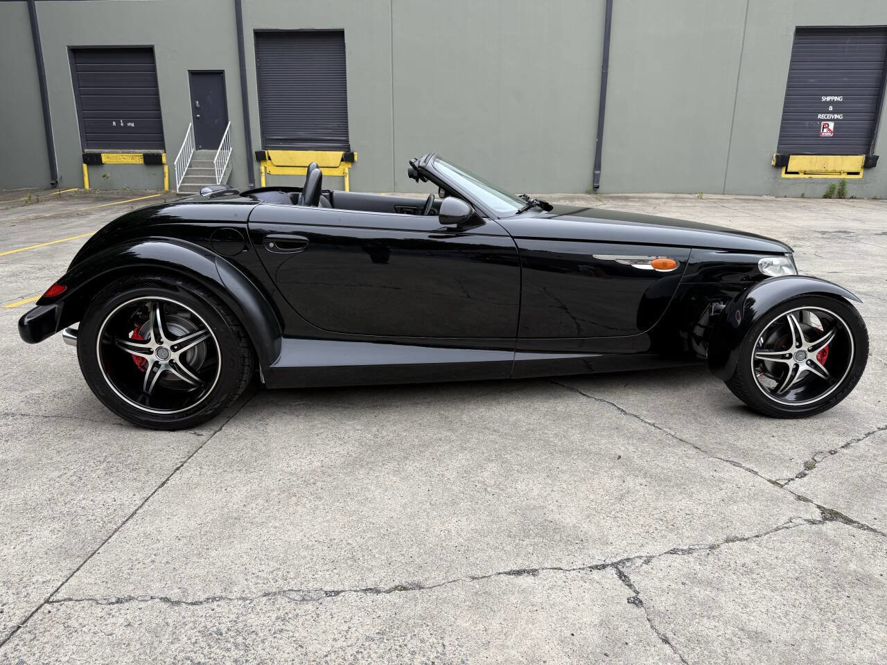 Used 1999 Plymouth Prowler RWD image 21