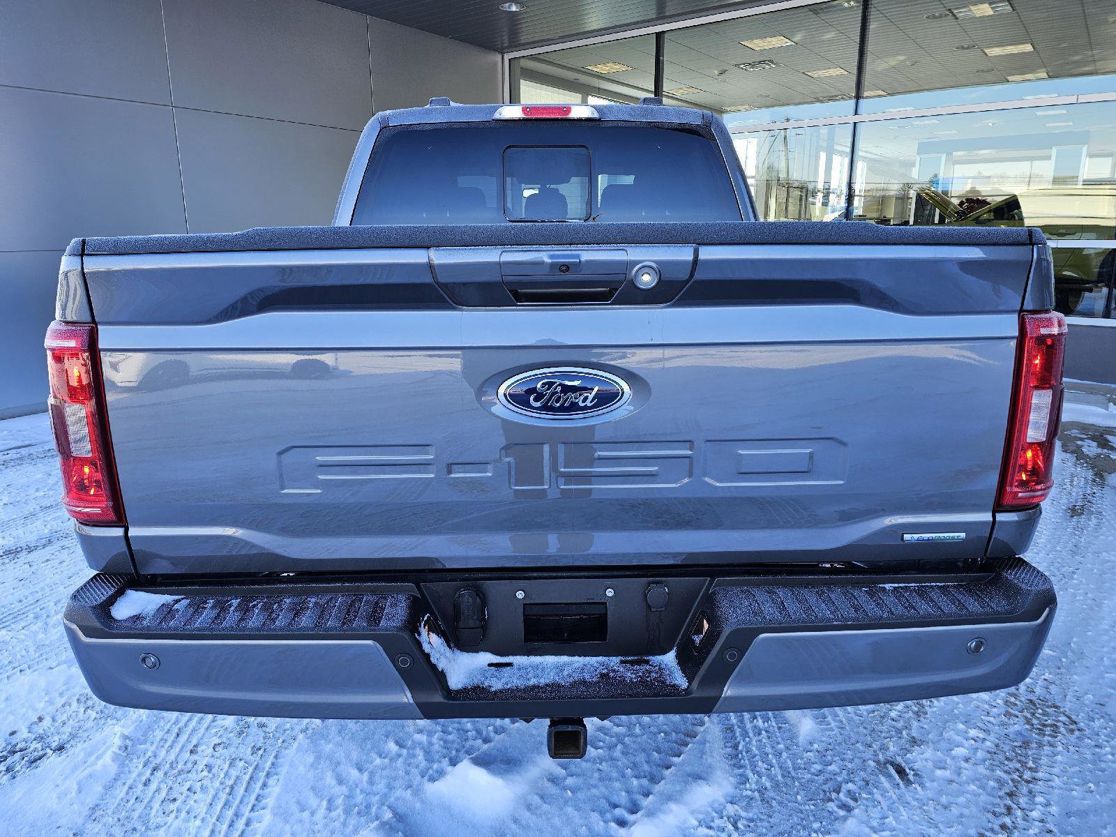 Used 2022 Ford F150 XLT w/ Equipment Group 302A High image 4