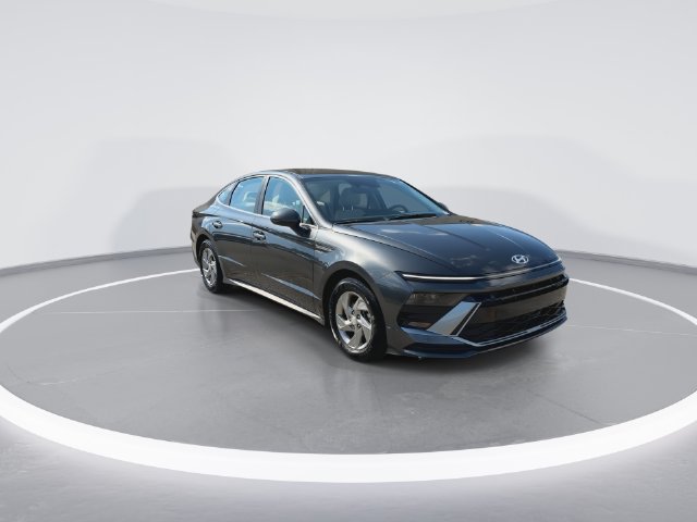 Certified 2026 Hyundai Sonata SE FWD image 2