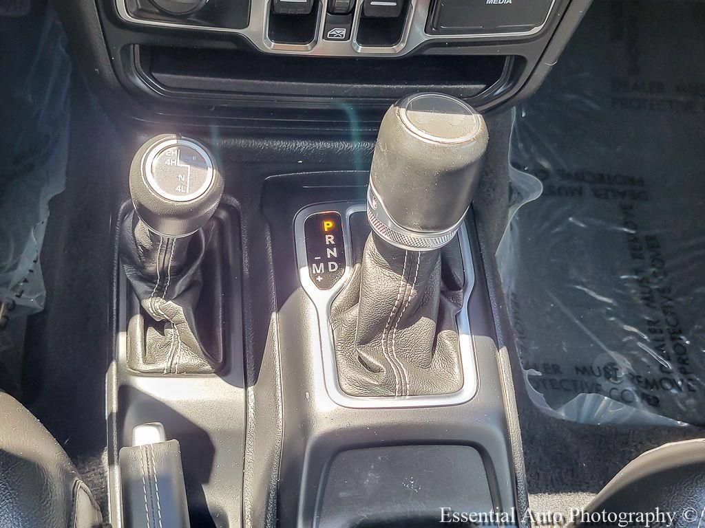 Certified 2023 Jeep Wrangler Unlimited Sahara w/ Cold Weather Group AWD/4WD image 19