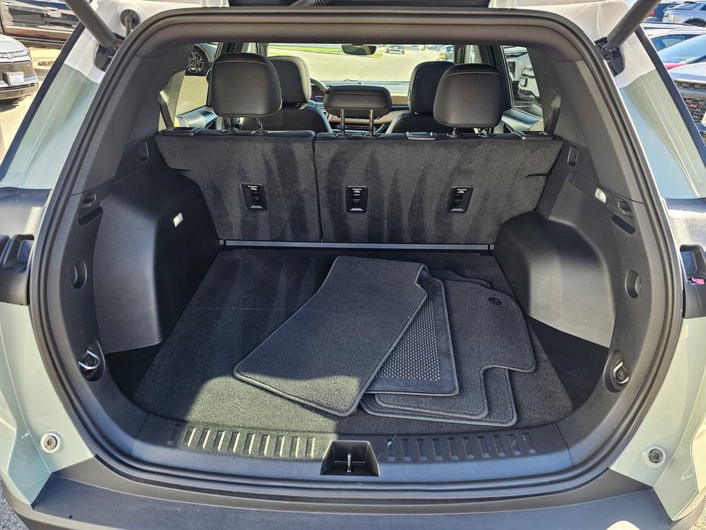 Used 2025 Chevrolet Equinox ACTIV w/ Safety and Technology Package image 13