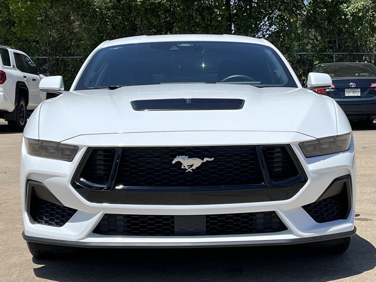 Used 2025 Ford Mustang GT RWD image 7