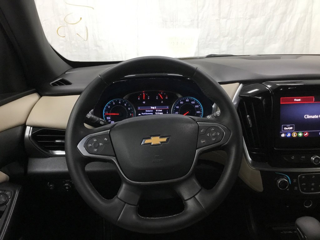 Used 2023 Chevrolet Traverse LT w/ LPO, Cargo Package AWD/4WD image 31