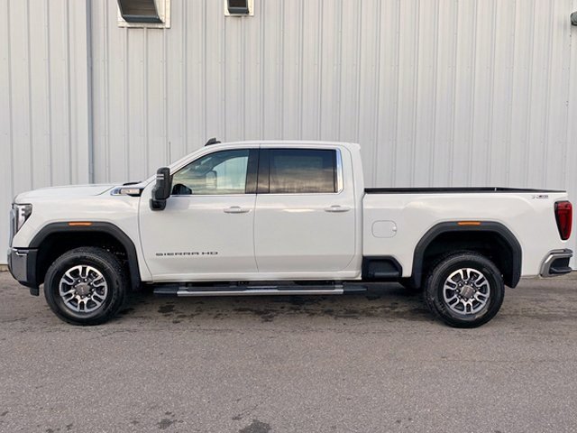 New 2026 GMC Sierra 2500 SLE w/ SLE Value Package; image 4