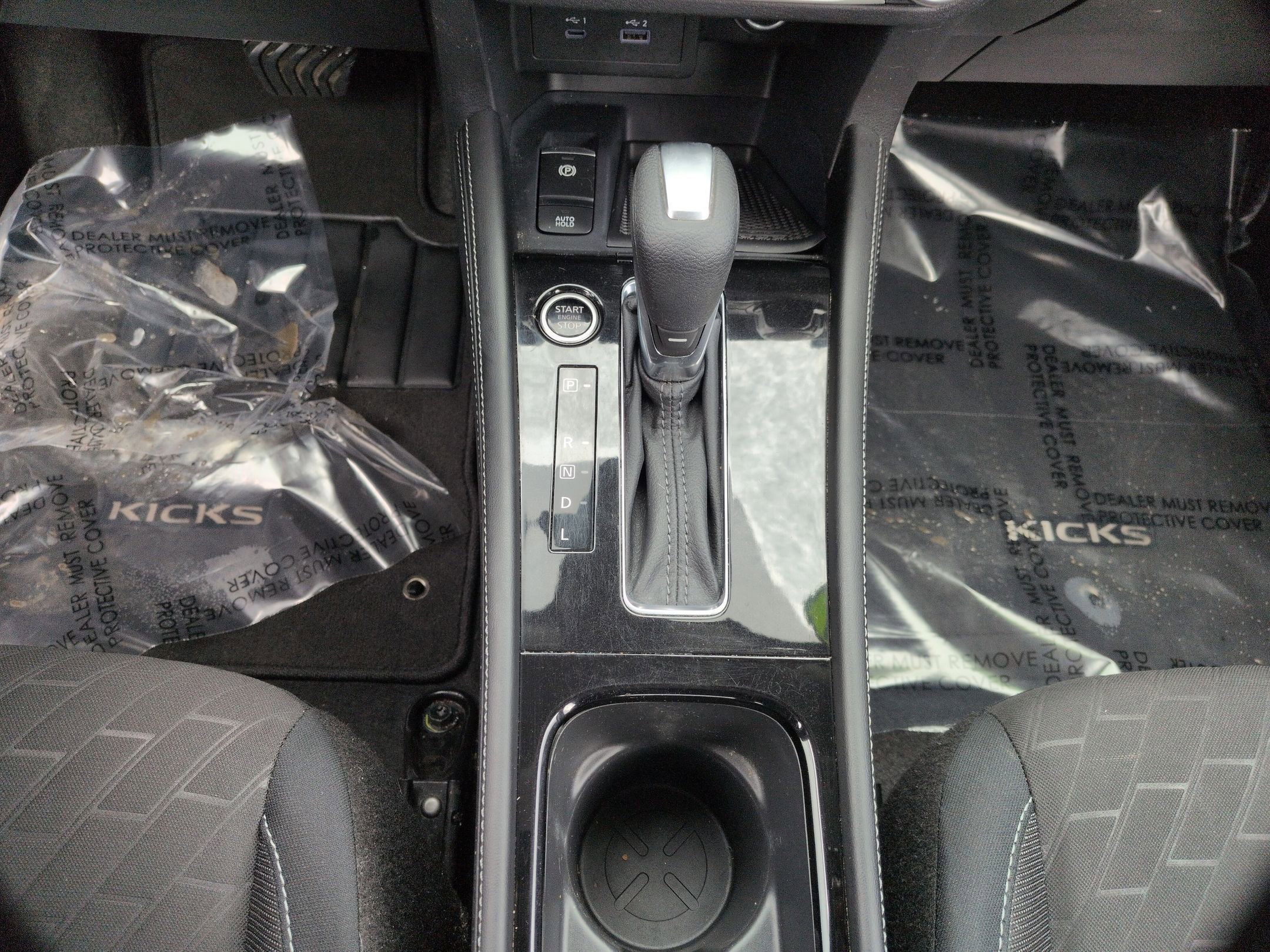 Used 2024 Nissan Kicks SV image 14