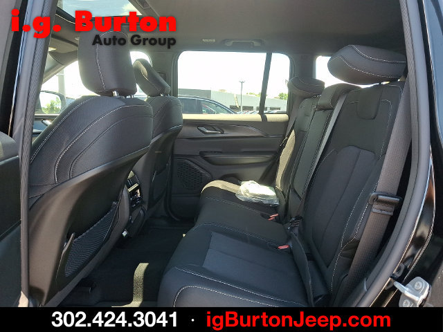 New 2026 Jeep Grand Cherokee Laredo X AWD/4WD image 6