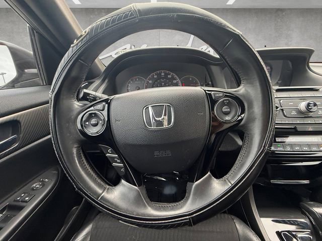 Used 2017 Honda Accord Sport image 21