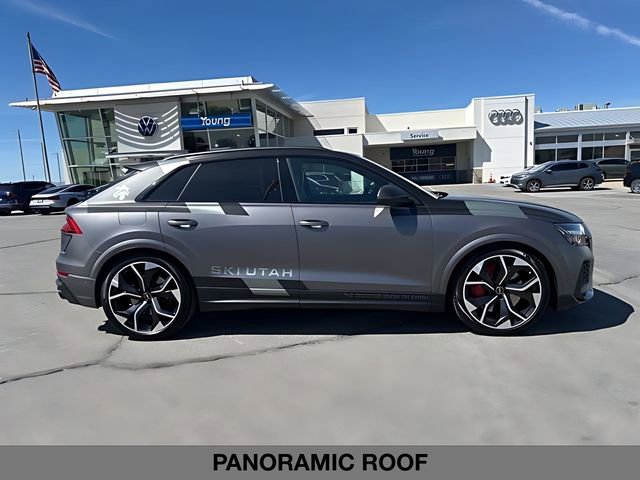 Used 2024 Audi RS Q8 image 2