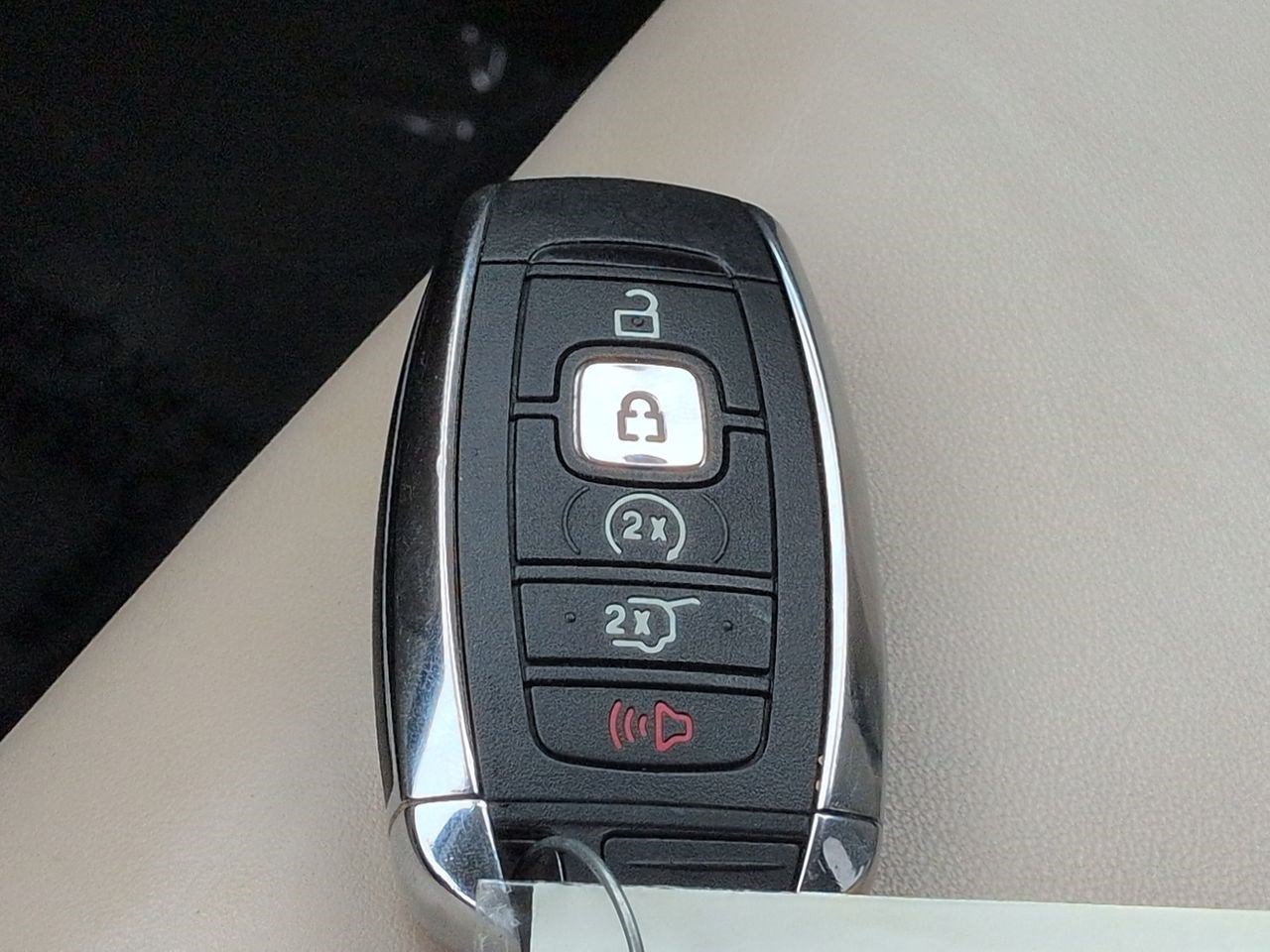 Certified 2019 Lincoln MKC Select w/ Select Plus Package FWD image 28