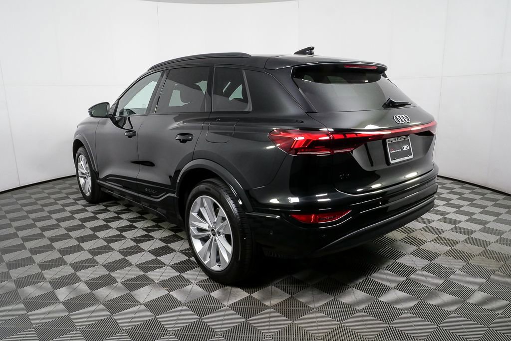 Certified 2025 Audi Q6 e-tron Premium Plus w/ Premium Plus image 29