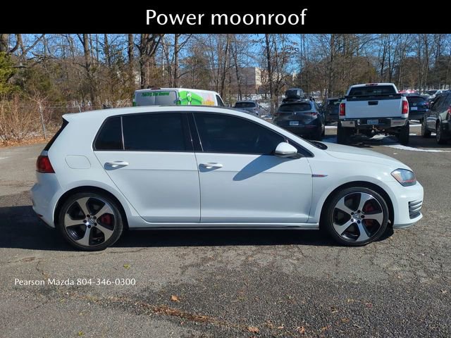 Used 2017 Volkswagen GTI SE image 3