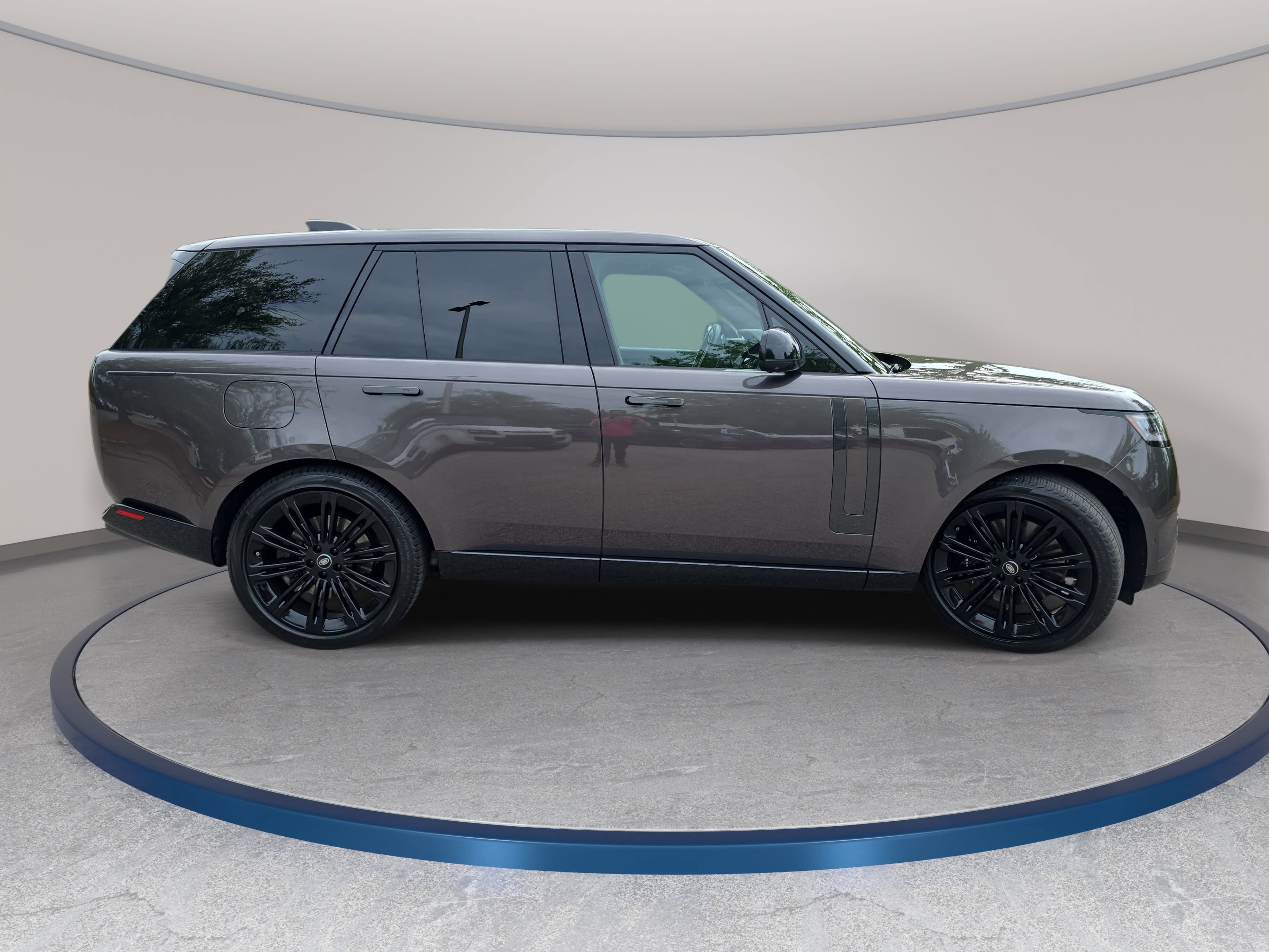 Certified 2024 Land Rover Range Rover SE AWD/4WD image 4