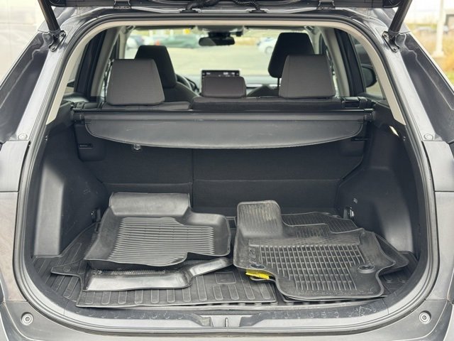 Certified 2022 Toyota RAV4 XLE image 38
