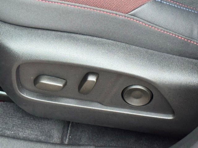 Used 2025 Chevrolet Equinox RS image 22