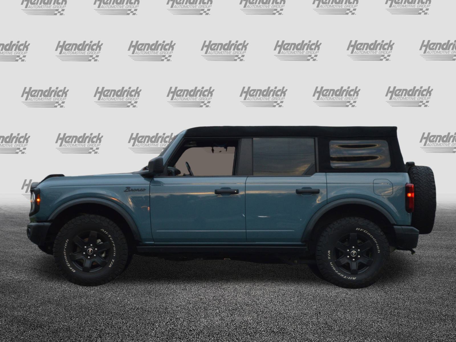 Used 2023 Ford Bronco Black Diamond image 8