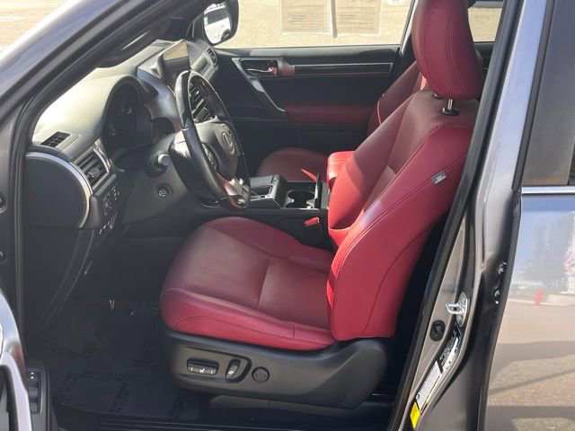 Used 2022 Lexus GX 460 Premium w/ Premium Package image 9