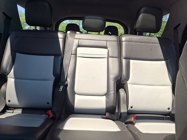 Certified 2022 Ford Explorer XLT w/ Equipment Group 202A AWD/4WD image 22