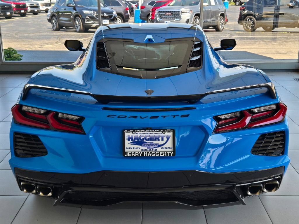 Used 2021 Chevrolet Corvette Stingray Premium Cpe w/ Z51 Performance Package RWD image 11