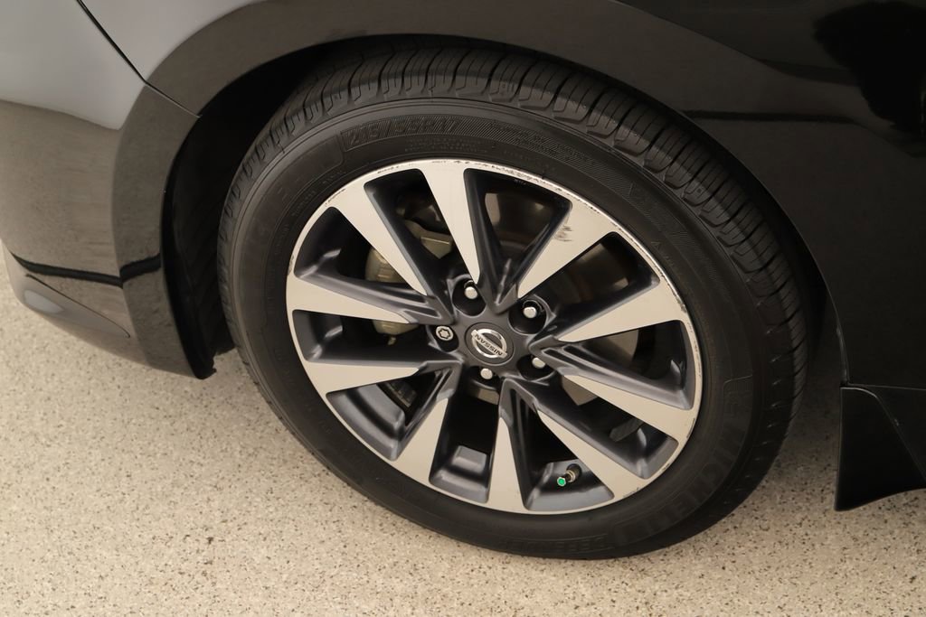 Used 2017 Nissan Altima 2.5 SL w/ 2.5 Technology Package image 31