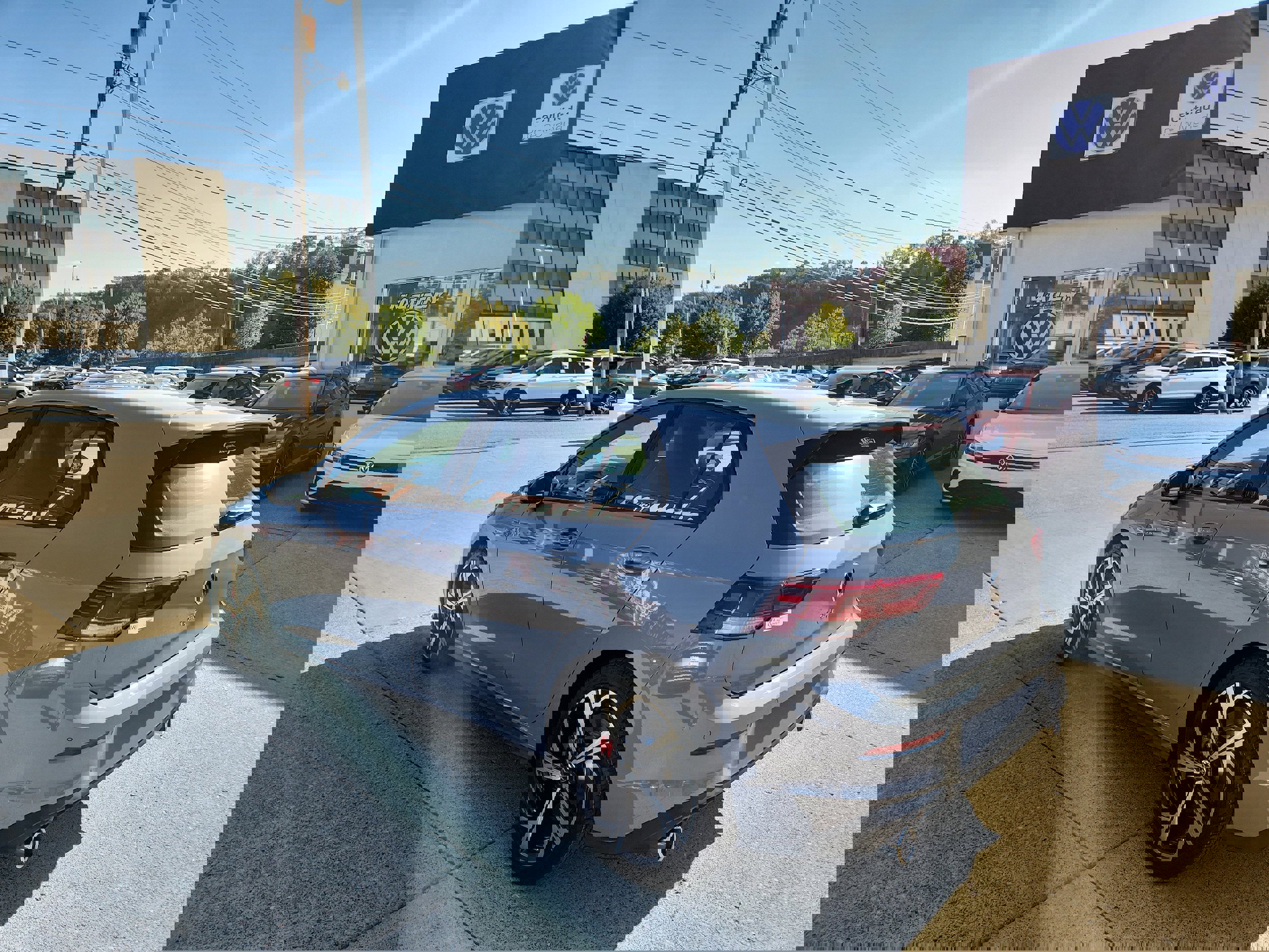 New 2025 Volkswagen GTI SE image 3