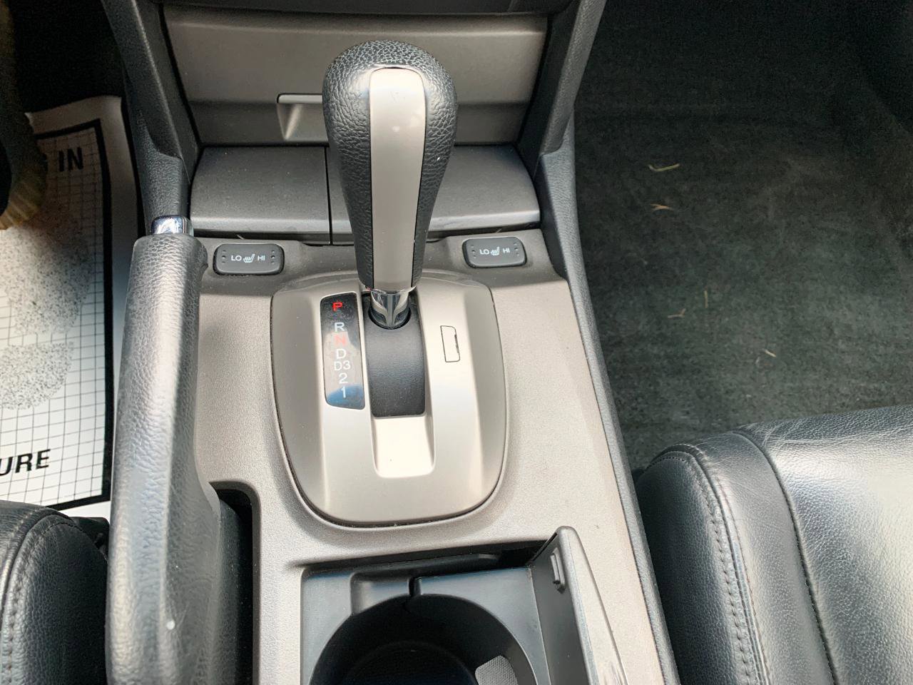 Used 2011 Honda Accord EX-L image 10