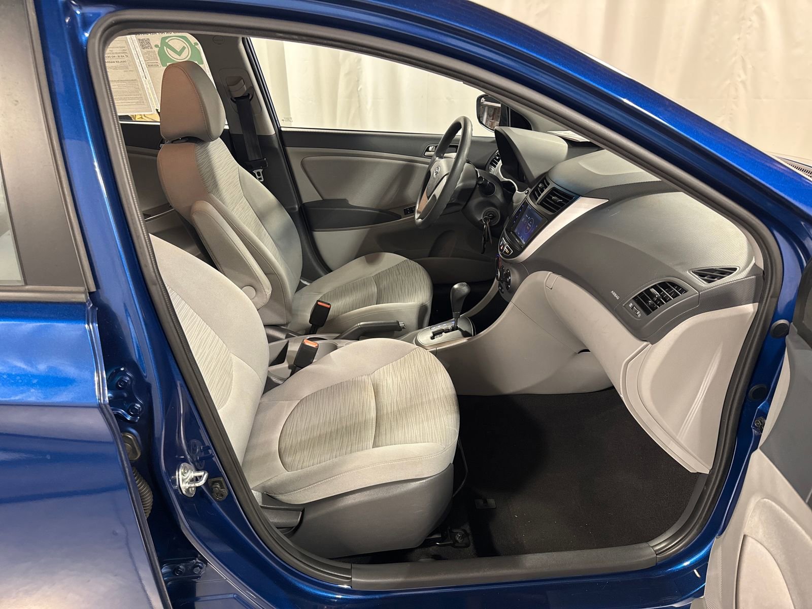 Used 2016 Hyundai Accent SE FWD image 26