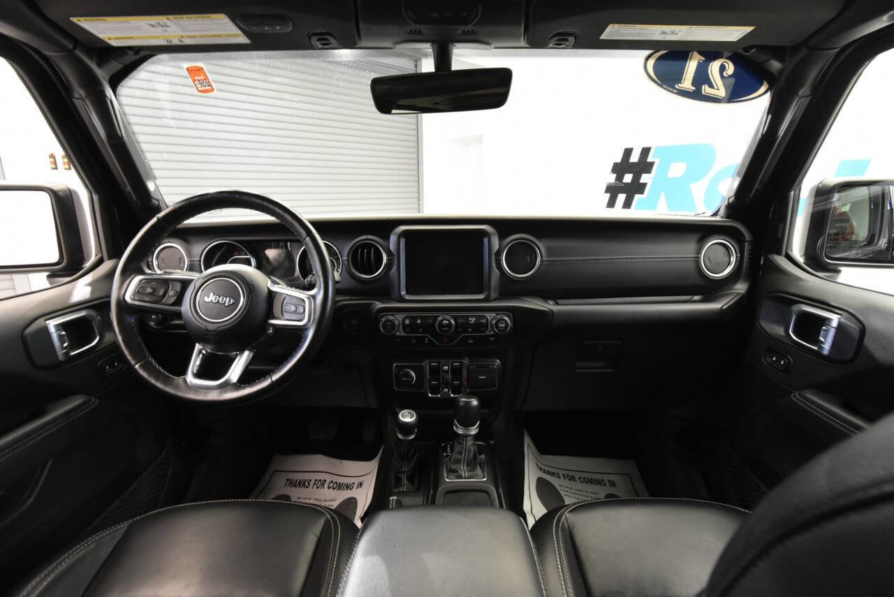 Used 2021 Jeep Wrangler Unlimited Sahara AWD/4WD image 17
