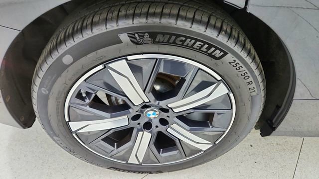 Used 2023 BMW iX M60 image 56