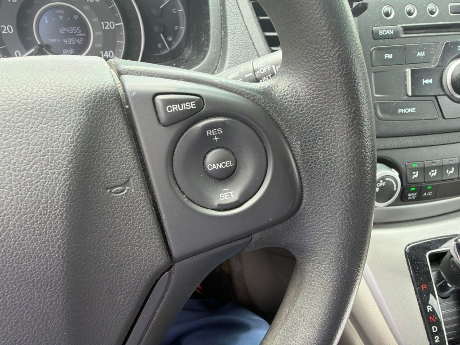 Used 2013 Honda CR-V LX image 14