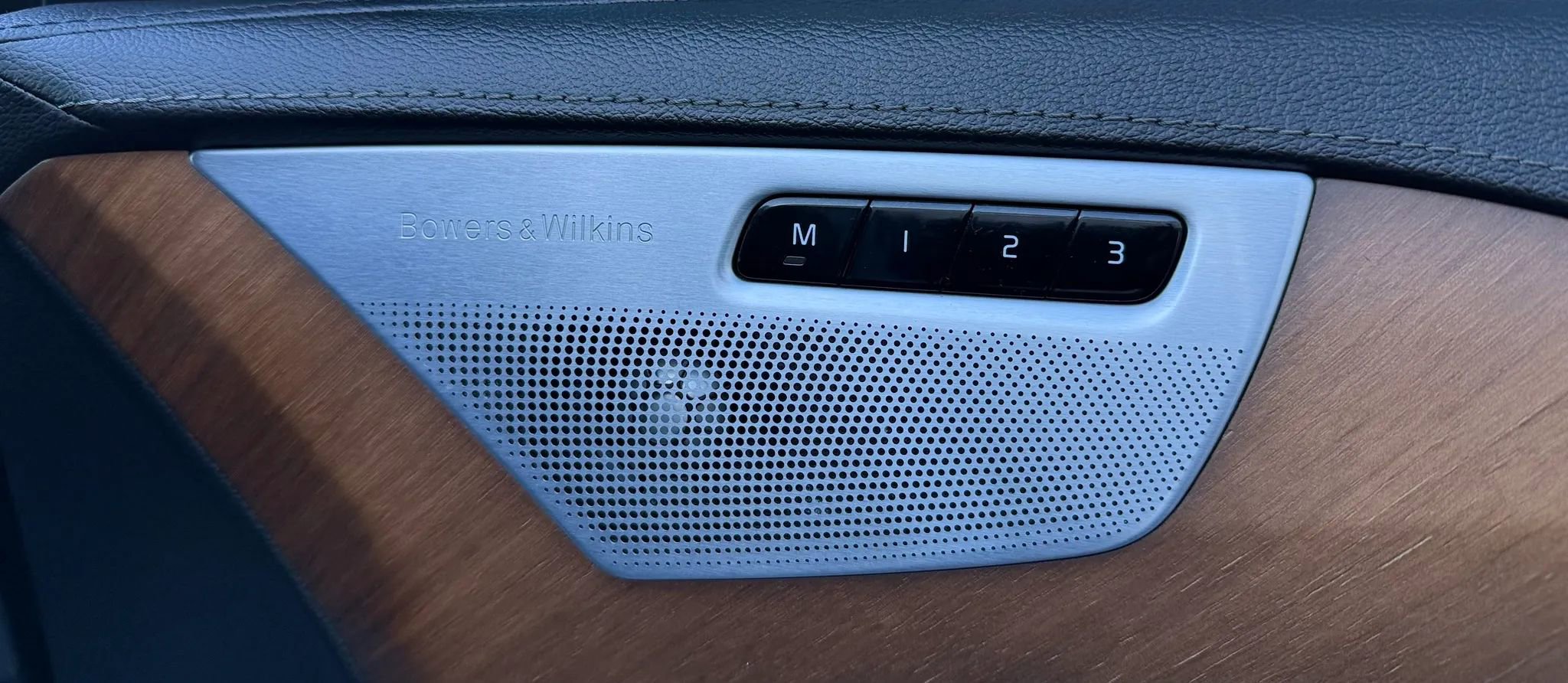 Used 2018 Volvo XC90 T6 Inscription w/ Convenience Package image 43