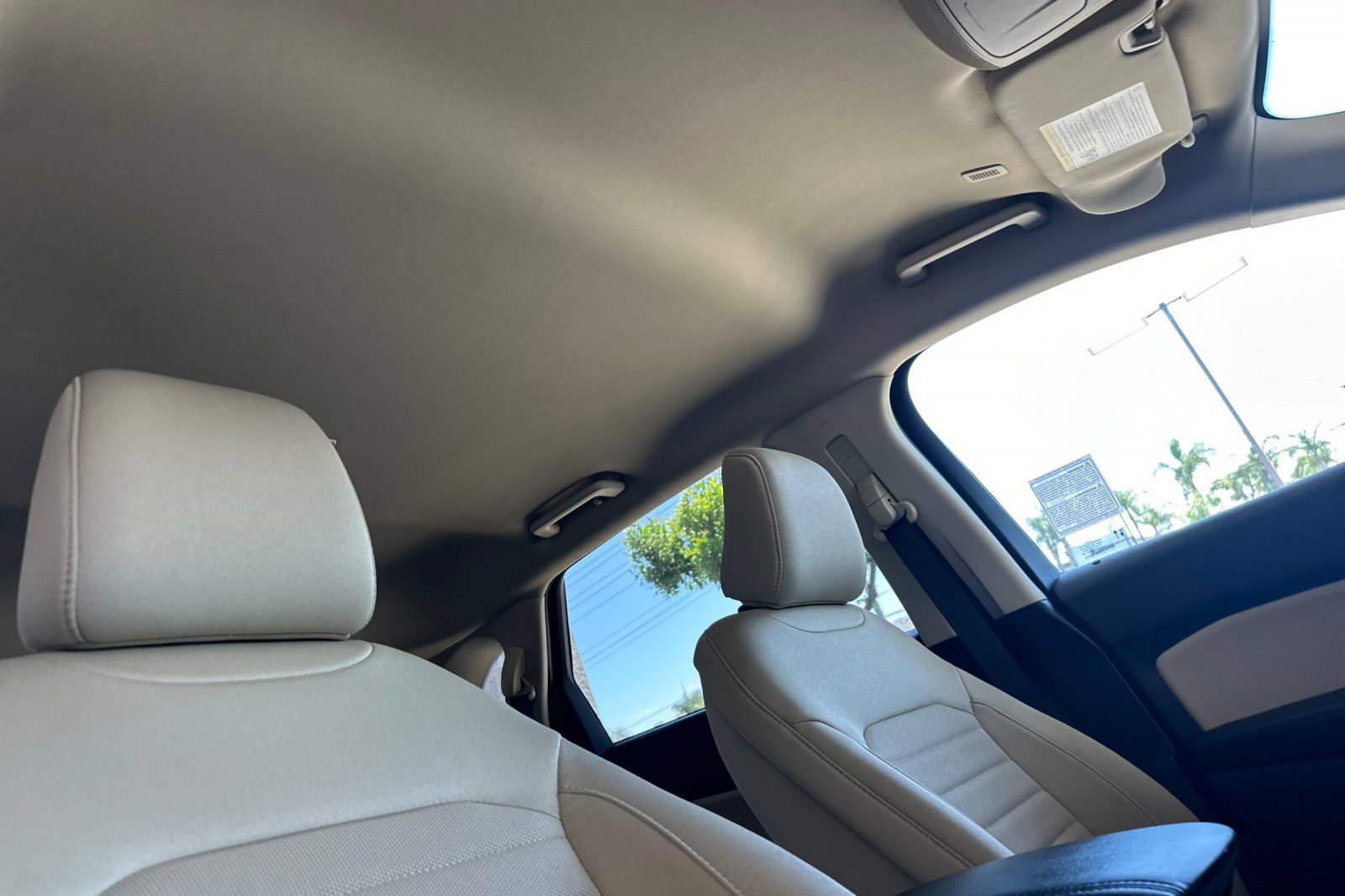 Used 2024 Ford Edge SE image 17