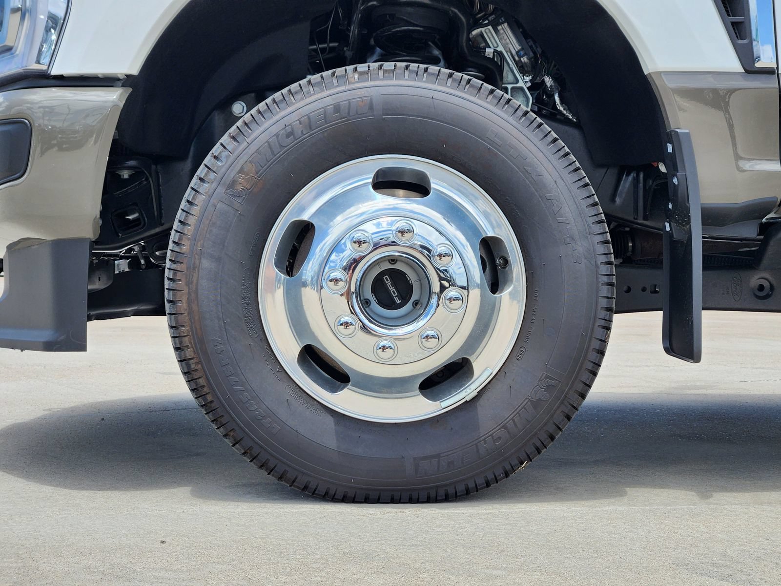 New 2026 Ford F350 King Ranch AWD/4WD image 12