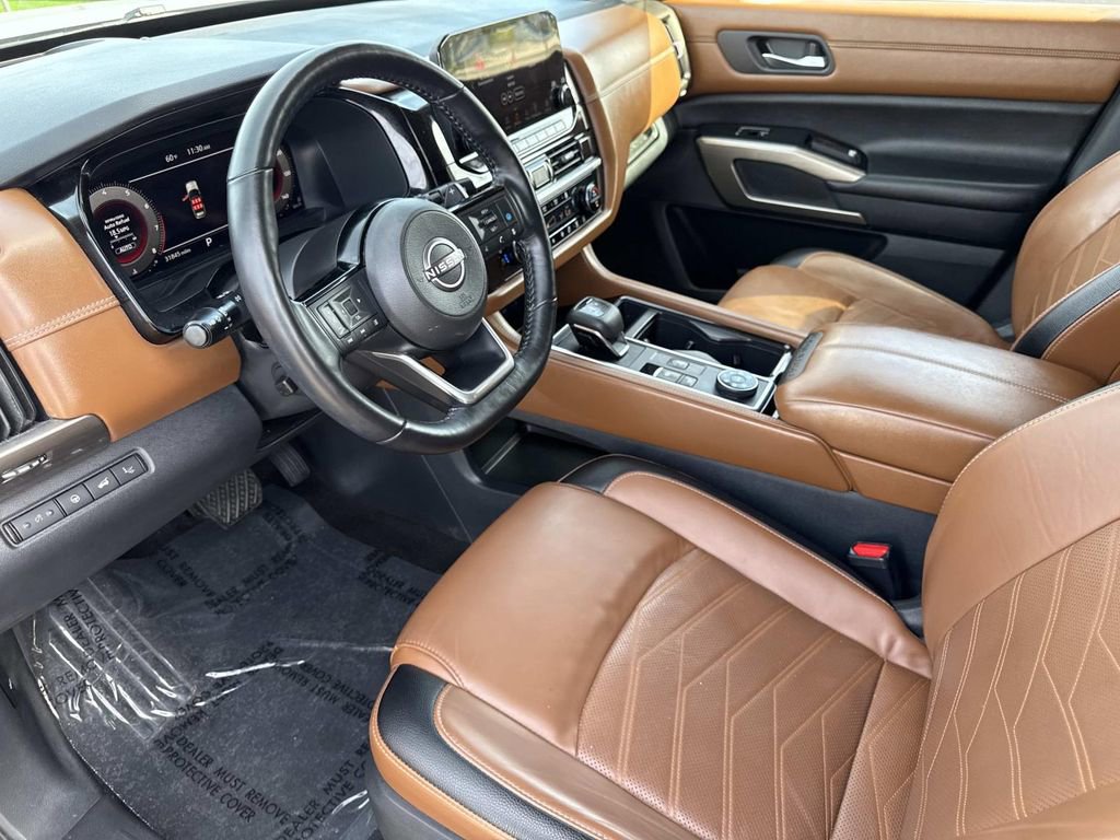 Used 2023 Nissan Pathfinder Platinum w/ Cargo Package image 25