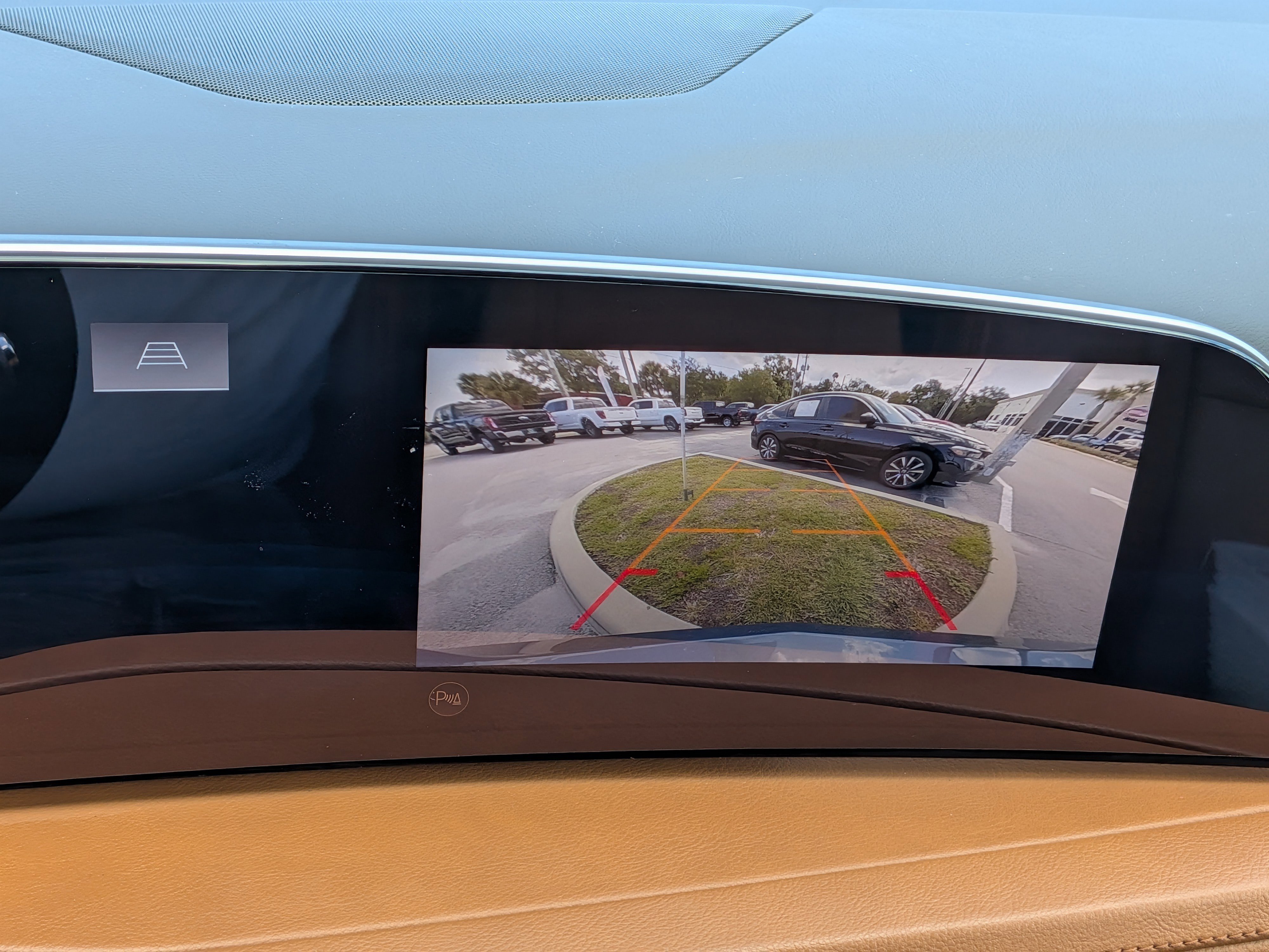 Certified 2024 Cadillac XT4 Sport FWD image 30
