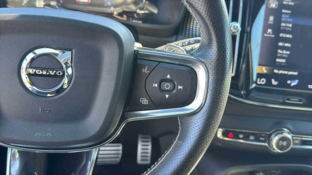 Used 2019 Volvo XC40 T5 R-Design AWD/4WD image 19