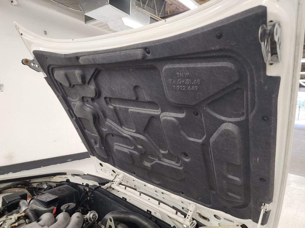 Used 1987 BMW 325i Convertible image 45