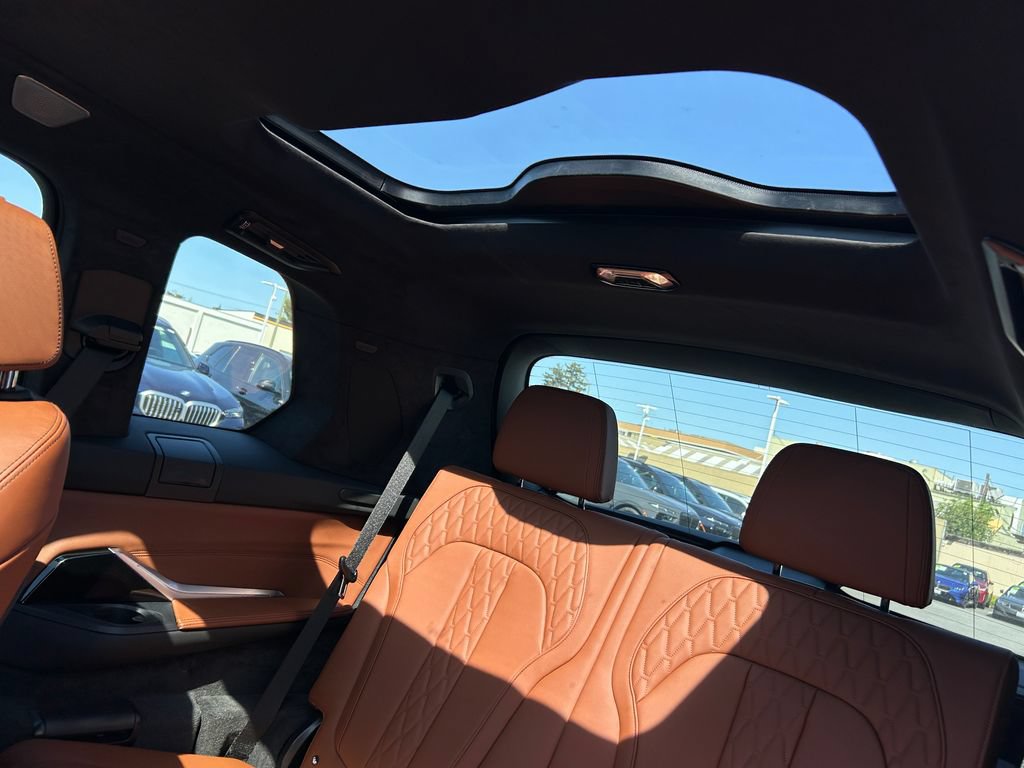 New 2027 BMW X7 M60i AWD/4WD image 31