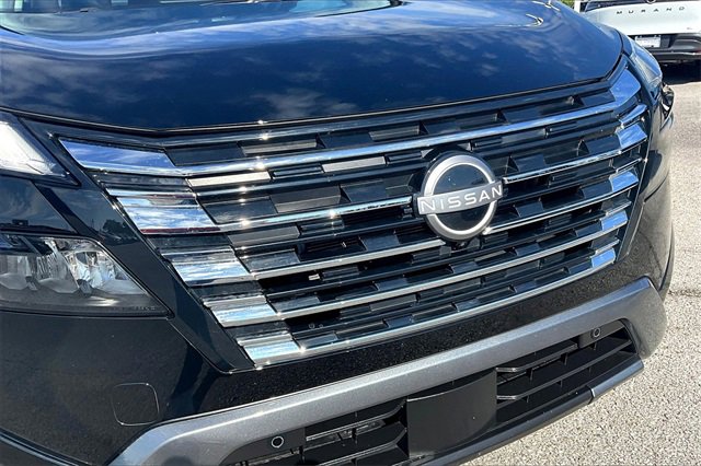 Certified 2024 Nissan Rogue SL w/ SL Premium Package image 32