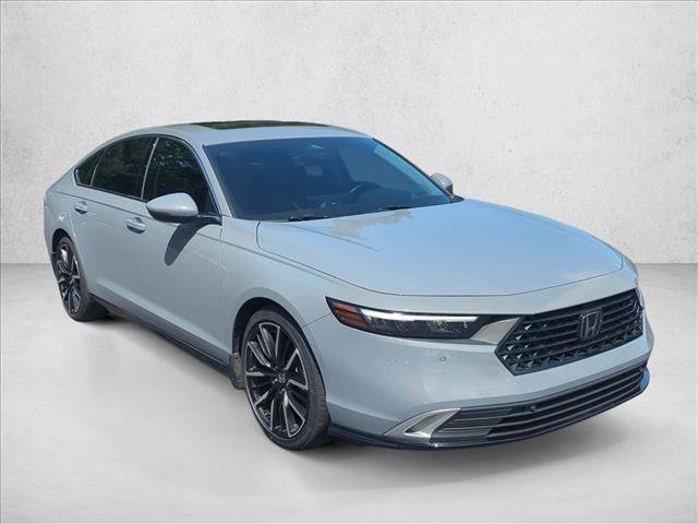 Certified 2023 Honda Accord Touring image 3