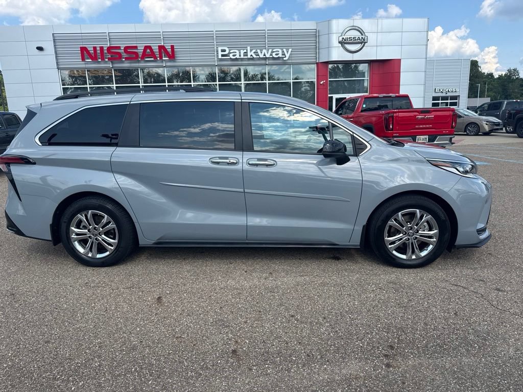 Used 2023 Toyota Sienna XSE w/ XSE Plus Package