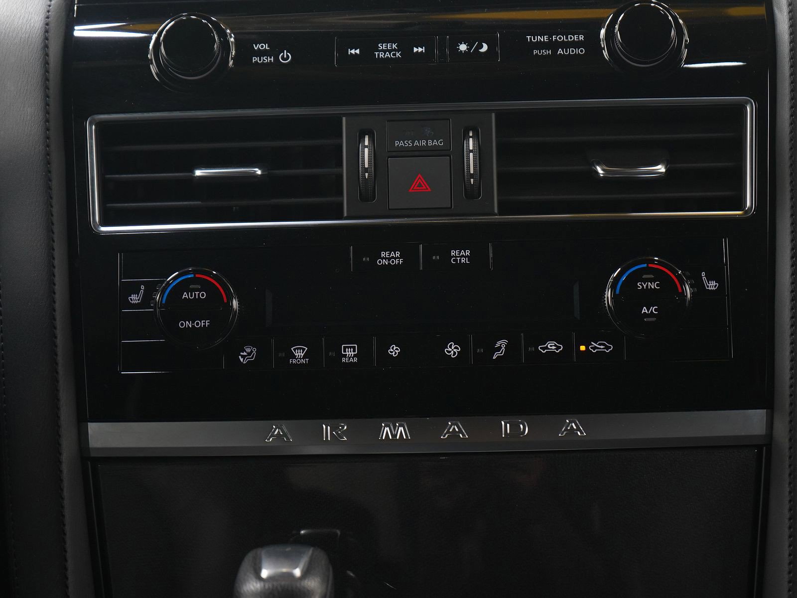 Used 2023 Nissan Armada SL image 17