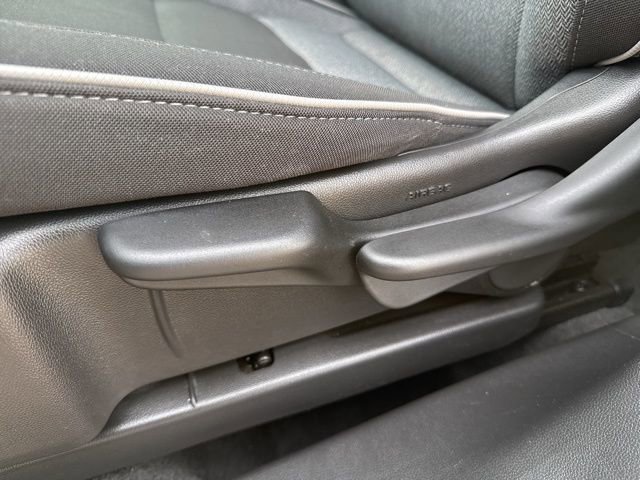 Used 2024 Chevrolet TrailBlazer LT w/ LT Cold Weather Package FWD image 13