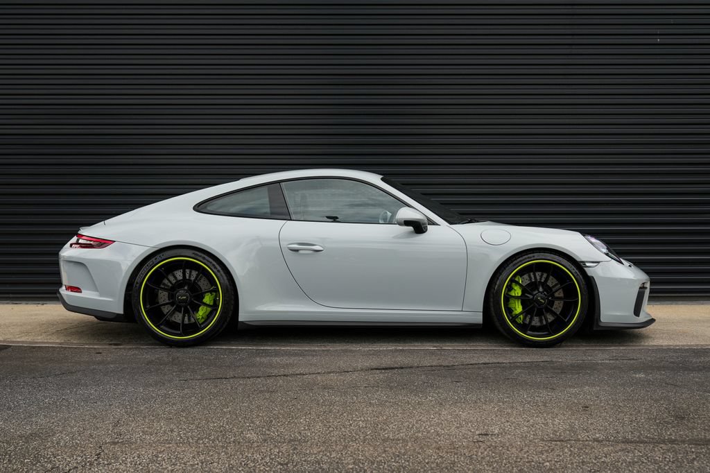 Certified 2018 Porsche 911 GT3 RWD image 33