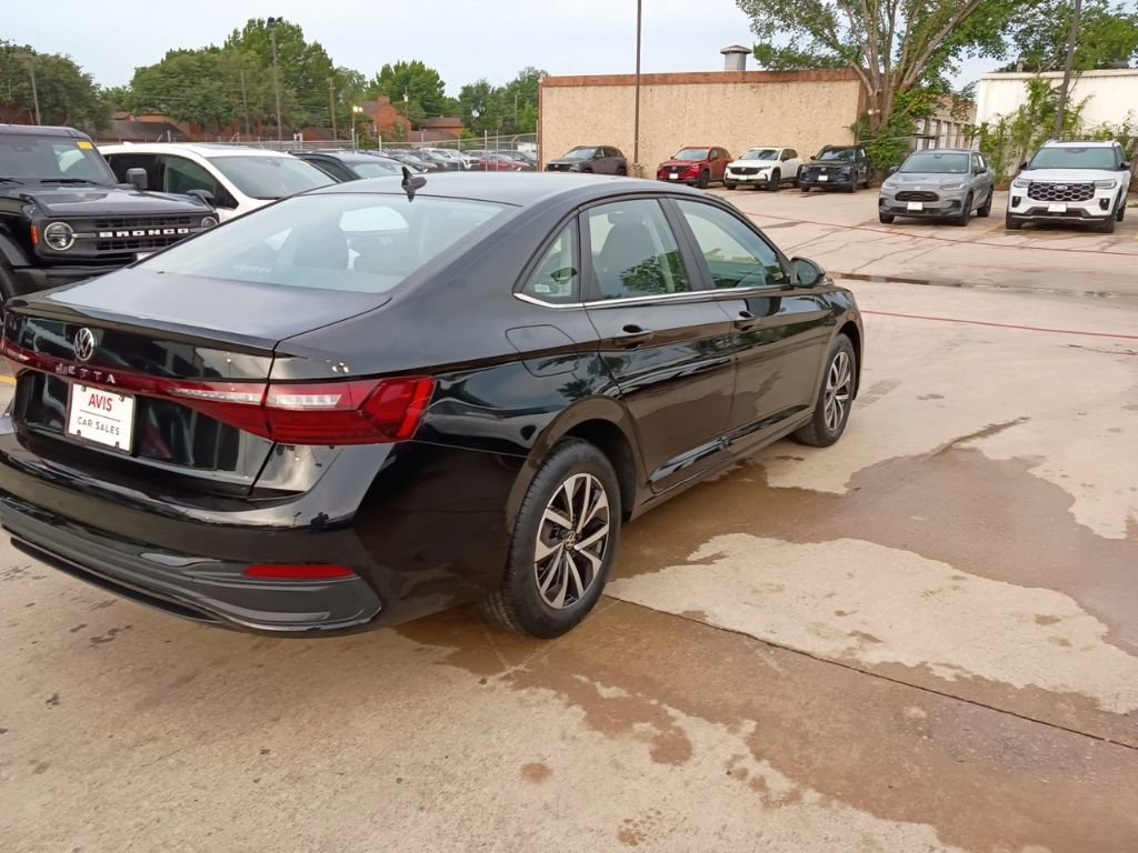 Used 2025 Volkswagen Jetta S image 7