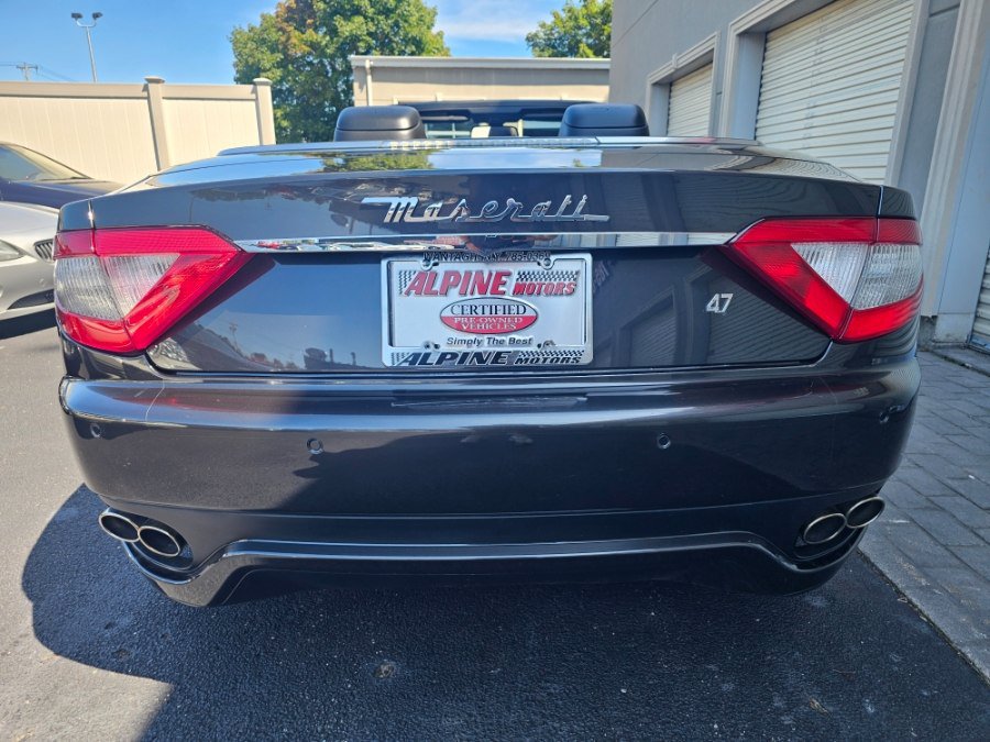 Used 2011 Maserati GranTurismo Convertible RWD image 22