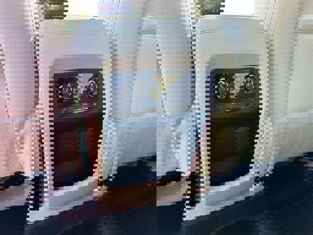 New 2026 Buick Enclave Avenir w/ Super Cruise Package image 23