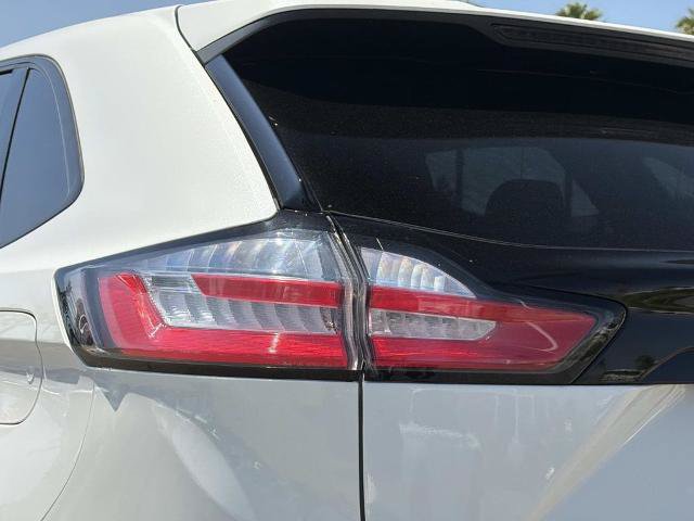 Certified 2022 Ford Edge ST-Line w/ Class II Trailer Tow Package AWD/4WD image 8