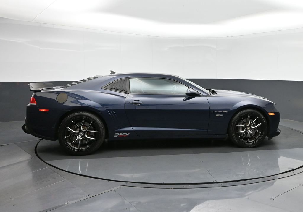 Used 2015 Chevrolet Camaro SS w/ Rear Vision Package image 8